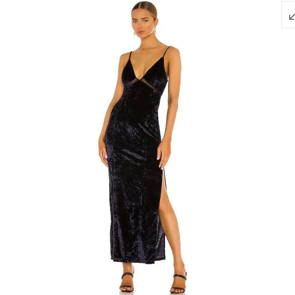 Free People Low Key Crushin Elegant Dark Navy Velvet Evening Dress . Size Xs
